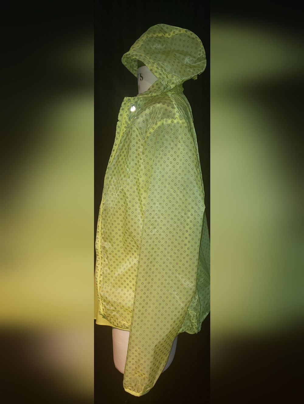 Nike Runner Neon Lime Green Reflector Hoodie Foldable Jacket L - Picture 6 of 15